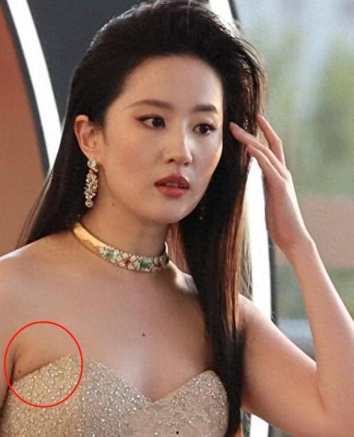 腋下女明星,揭秘腋下女明星的时尚魅力